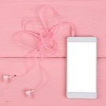 Image of a mobile device on a pink background - responsive design